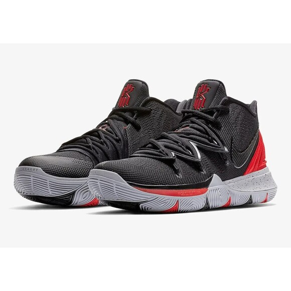 Nike‎ Kyrie 5 Bred Men's Size 13.5 US A02918-600 Black Red Basketball Athletic - Picture 1 of 16
